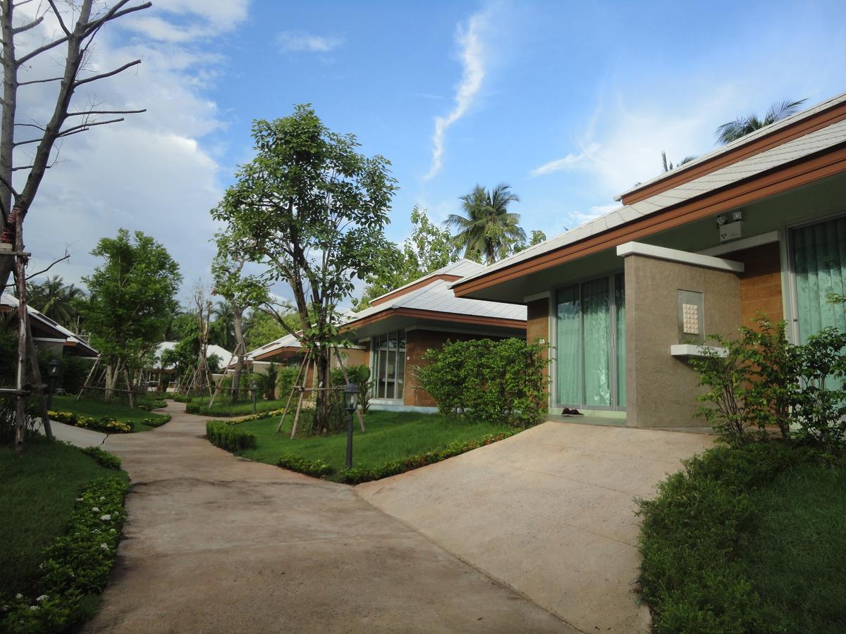 Nopparat Garden Samut Songkhram Номер фото